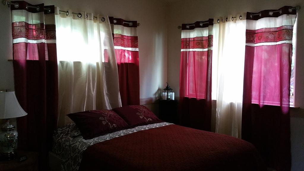 Oceanfront Cottage Near The Kalapana Lava Flows Kehena Room photo